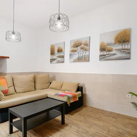 Casa Abuela Nicolasa * Máguez